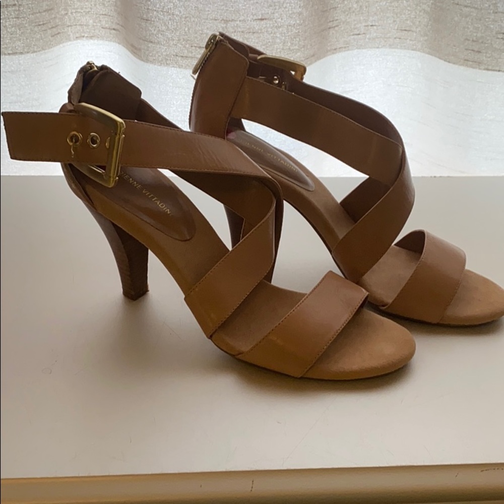 Adrienne Vittadini size 10 nude strappy heels